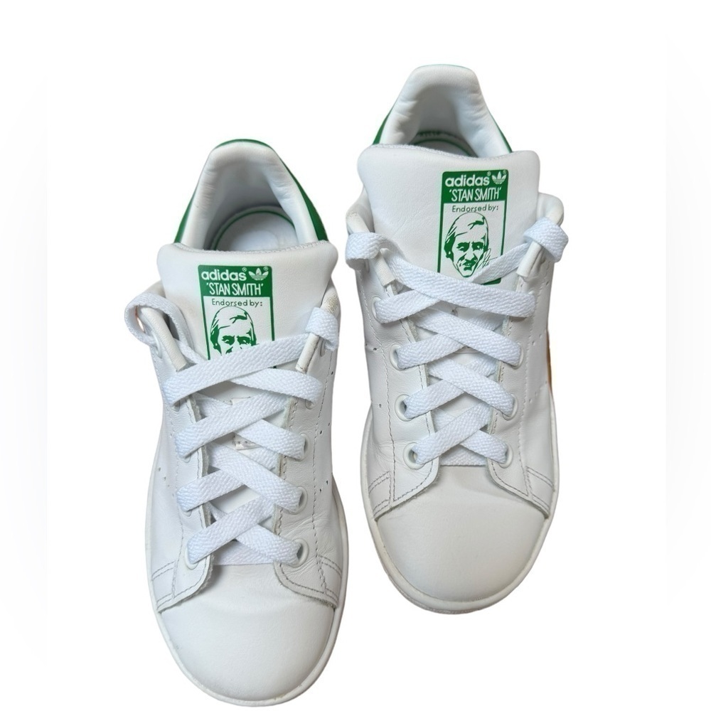 Adidas Stan Smith Girls Tennis Sneakers White Leather Youth size 1 EUC